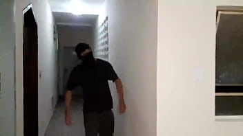 O SERIAL FUCKER escapou do presidio e ARROMBOU A PORTA DOS FUNDOS ! Manuh Cortez Especial de Halloween ASSISTA imagem de alta qualidade EM FULL HD 1080p no Xvideos RED