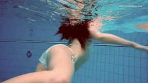”Juicy booty brunette beautiful babe Alla Birtakik swimming”