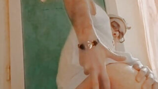 成熟した白人のヨーロッパ人男性が自慰行為をしているPOVソロガールクリップ