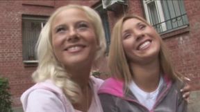 2 teens picked up for FFM 3some