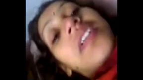 Bou jokhon bandhobir shaathe, jamai tokhn kaajer meyer faake