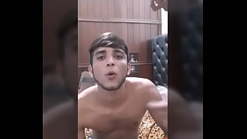 Lucas Tork Levando Buqueto Gostoso Do Veltinho Souza Gosada na boca del&iacute_cia