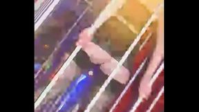 Hhumm tu en veux plus mon ch&eacute_ri ??? Retrouve moi de l'_autre c&ocirc_t&eacute_ du miroir et...