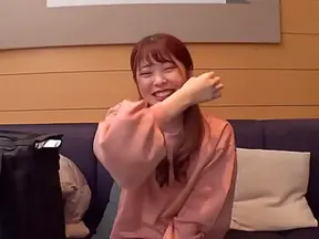 [amateur pov] The second delivery girl who gets a sex friend at the delivery place! She is tall and has beautiful legs with black stockings! She is a full-body sexually active girl and requested another round of sex.
