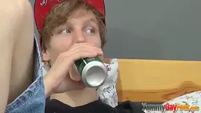 Drilling Teenage 18+ Goes Up On Feet