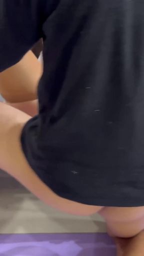 Amateur gangbang for sub blondie   Clip 2