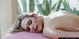 Naughty massage with Kalina Ryu and Mia Malkova