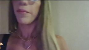 paloma veiga fazendo putinho mamar sua piroca grande dentro do carro