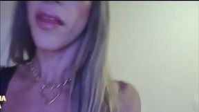 paloma veiga fazendo putinho mamar sua piroca grande dentro do carro