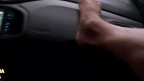 paloma veiga fazendo putinho mamar sua piroca grande dentro do carro