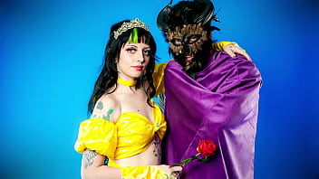 Halloween Made Oblivious Step Siblings Go Nasty Thinking It Was A Stranger