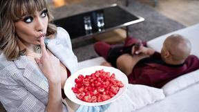 ”Brazzers - Janice Griffith Needs This big black dick Soo Bad”