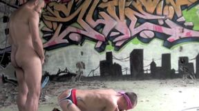 French twink fucked in jocktrap by top Arab bear outdoor