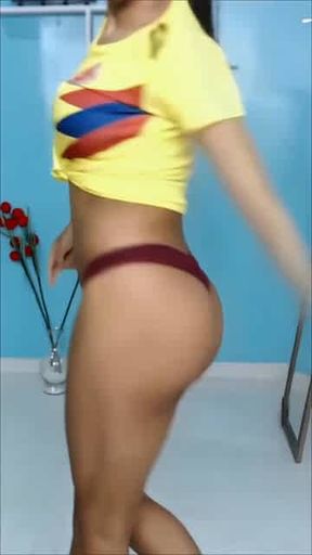 Sweet Young Colombian Amateur Teen Latina on Webcam