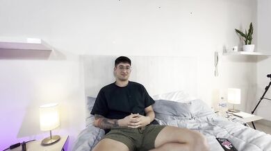 I fuck my sister-in-law before my girlfriend arrives - Bastian Blanc