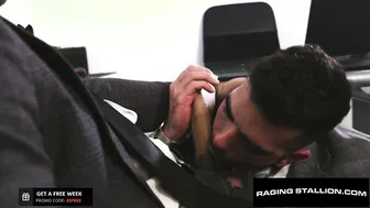 Muscular New York Realtor Flip Fucks Bareback with HR Boss