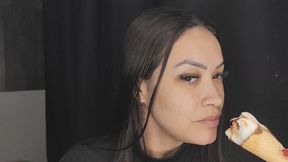 Língua no sorvete cremoso (completo)