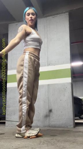 Giantess 348