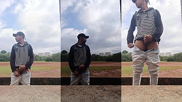 VIVENDO AS AVENTURAS SOLO NO MEIO DO NADA