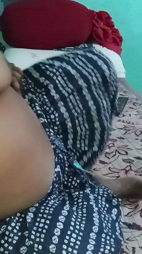 Village Maushi Ki Deshi Chudai