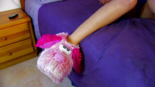 Tits besar Lou Charmelle bergoyang saat assfucking intens