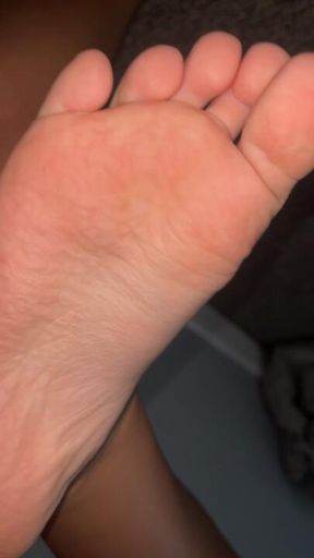 Toes and soles close up to camera!!!