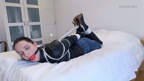 BEST OF PAULA HOGTIED