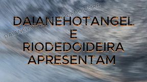esposa safada sai com sua amiga e da para o marido dela sexo na praia