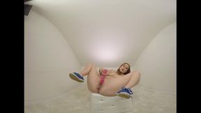 Modest Antonia Sainz at virtual reality trailer