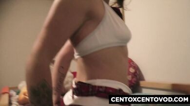 teen’s slutty debut at CentoXCento squirts hard