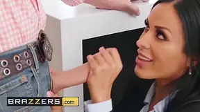 Milf Wife Cucks Her Man With Keiran Lee And Layla Sin