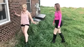 Intruder caught by sexy model with feet fetish