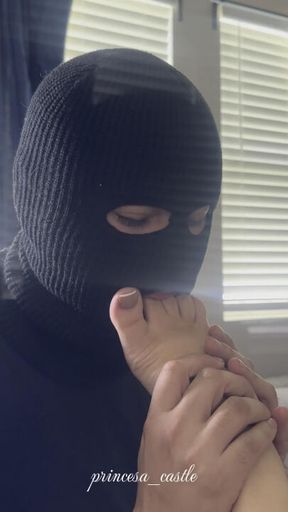 Foot worship 👣