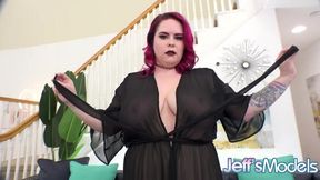 Curvy redhead Scarlet Peach masturbates in solo show with her fat ass & big butt bouncing