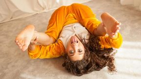 Gorgeous dick-riding session with a hot long-legged brunette Ziggy Star