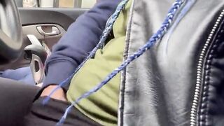 Squirting inside NYC traffic  Zaddy2x