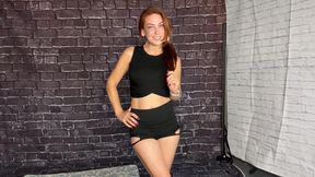 Redheaded Size Queen at the gym