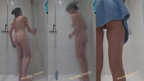 viens vite me rejoindre dans la douche