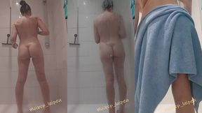 viens vite me rejoindre dans la douche