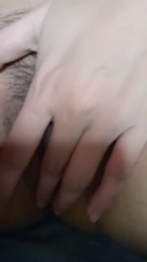 Come and eat my yummy pussy