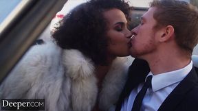 Sexy ebony stripper in lingerie starts fucking right in the car