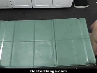 Tiny Penis Boyfriend Can't Break Her Hymen So The Doctor Screws Her Instead