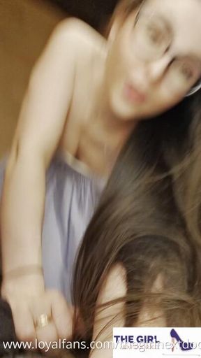 Fitting room try on - 3/3