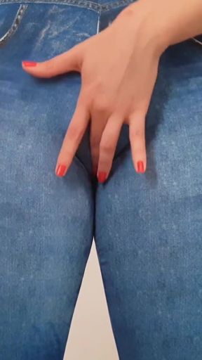 Hot girl trying on fitness leggings   Clip 2