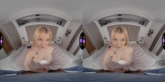 Mouthful of fresh sperm for Angel Ayyla - TmwVRnet