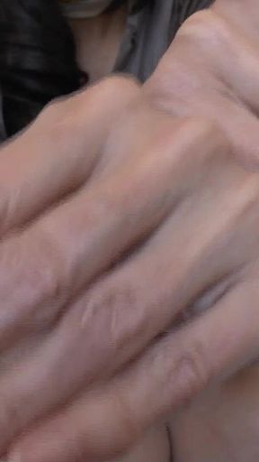 Elegant Hands, Presented by Lady Victoria Valente