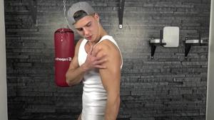 EastBoys: Muscle gay feels like real fucking
