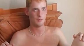 European dude showing off his hole and jerking off