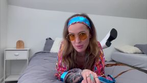 Sutton's Groovy '60s Self-bondage Fantasy 4K POV Restraint Bliss Awaits!