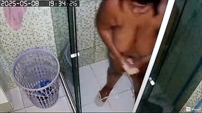 Camera escondida grava vizinha gostosa e gordinha se DEPILANDO SUA GRANDE BUCETA